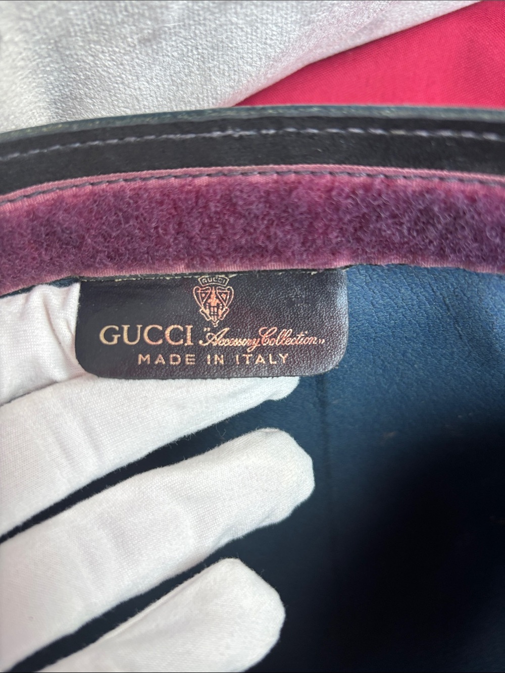 Gucci GG Supreme Canvas Clutch with Blue and Red Web Stripe - Picture 7 of 15